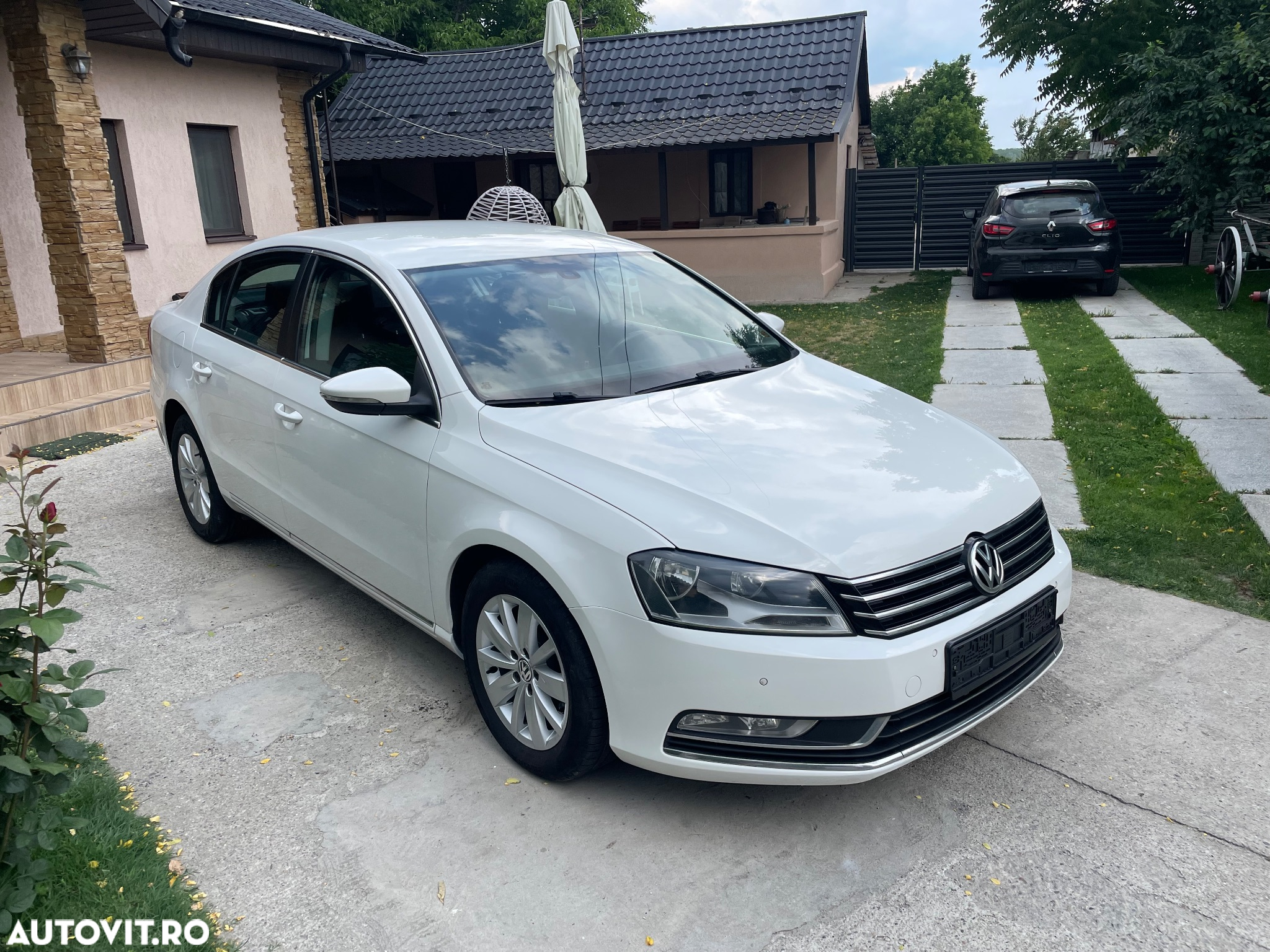 Volkswagen Passat - 13