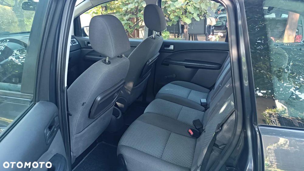 Ford Focus C-Max - 10