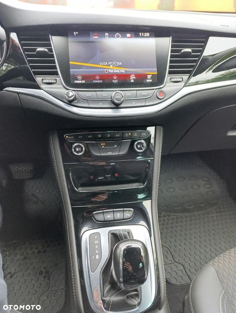 Opel Astra 1.6 D Start/Stop Automatik Dynamic - 12