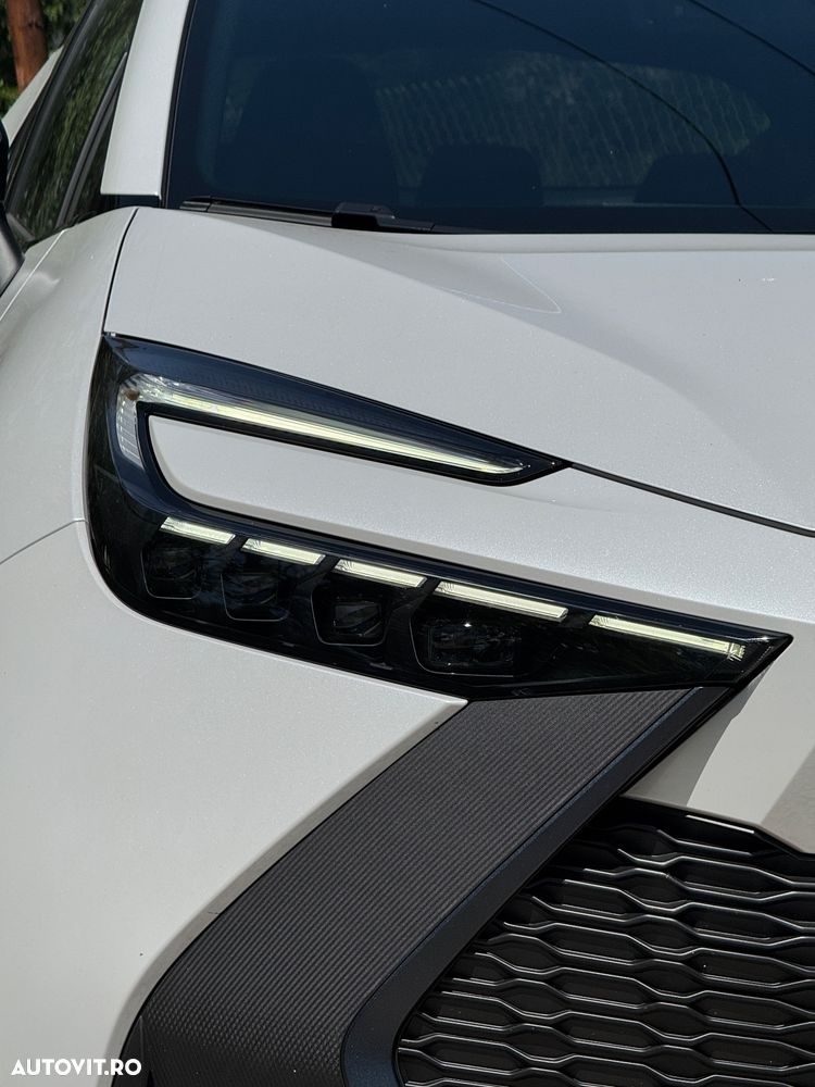 Toyota C-HR 1.8 HEV 140 CP 4x2 CVT Dynamic - 22
