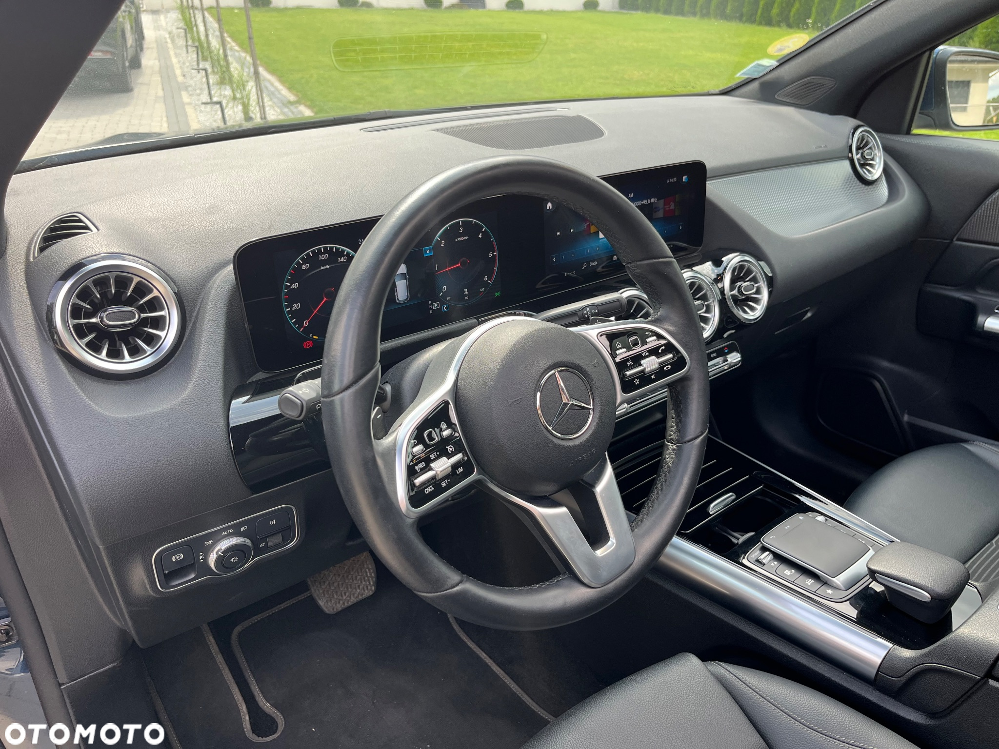 Mercedes-Benz GLA 200 d 8G-DCT Progressive - 14
