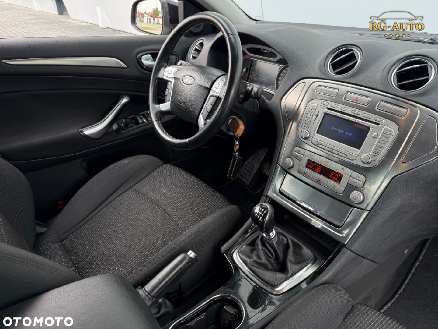 Ford Mondeo - 26