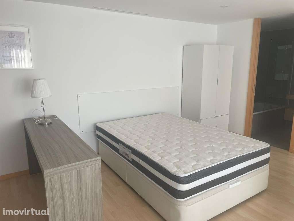 Apartamento T0 Arrendamento Aveiro > Glória e Vera Cruz - Grande imagem: 4/6
