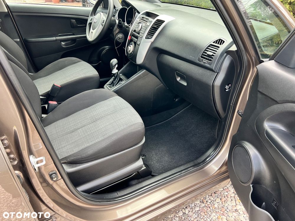 Kia Venga 1.4 CVVT Dream-Team Edition - 17