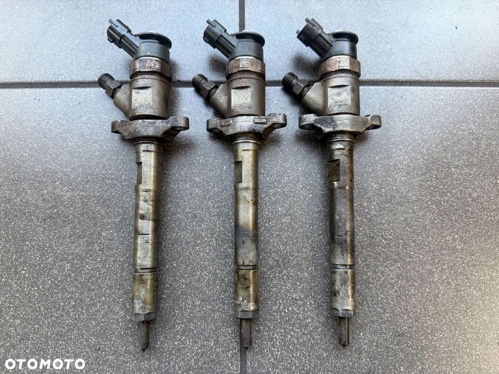 WTRYSKIWACZ 1.6 TDCI FORD VOVLO 0445110353 9M5Q-9F593-AA - 2