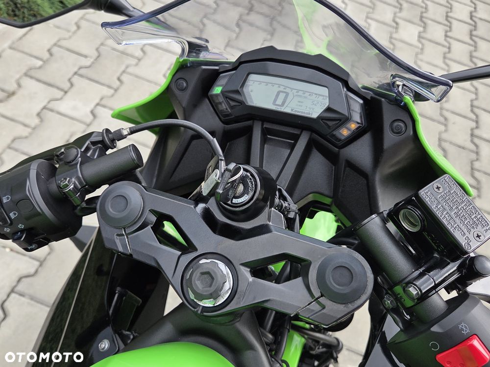 Kawasaki Ninja - 37