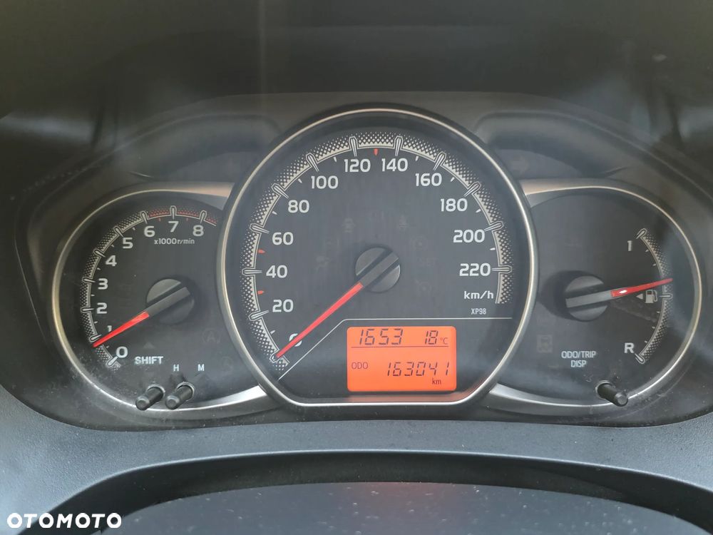 Toyota Yaris 1.33 VVT-i Edition - 24