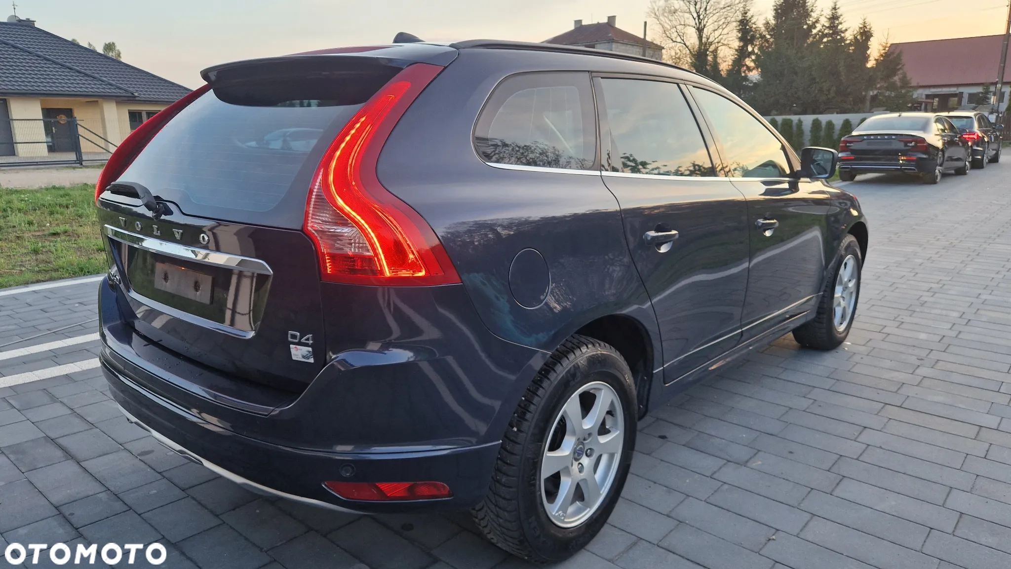 Volvo XC 60 D4 Geartronic Momentum - 4