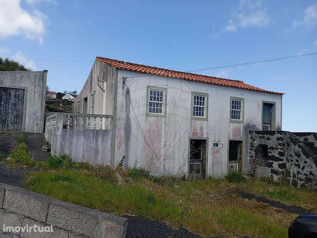 Moradia T2 para venda - Grande imagem: 2/19