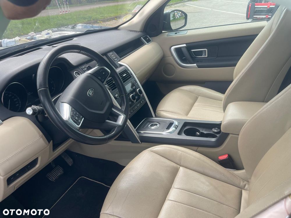 Land Rover Discovery Sport - 14
