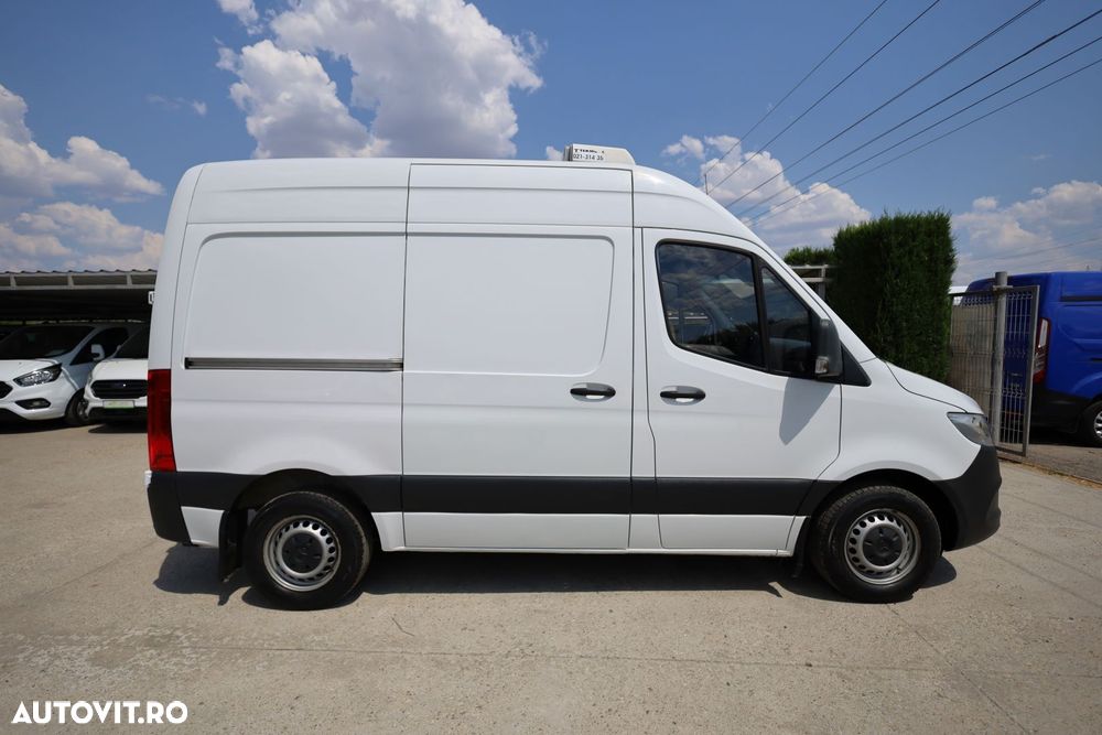 Mercedes-Benz Sprinter - 8