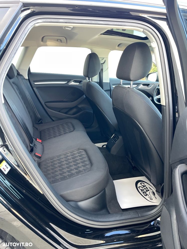 Audi A3 2.0 TDI clean Stronic Ambiente - 24