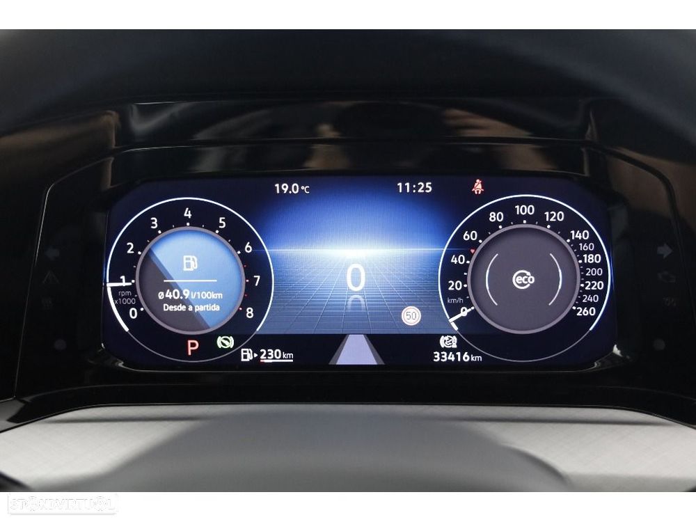 VW Golf 1.0 eTSI Life DSG - 29