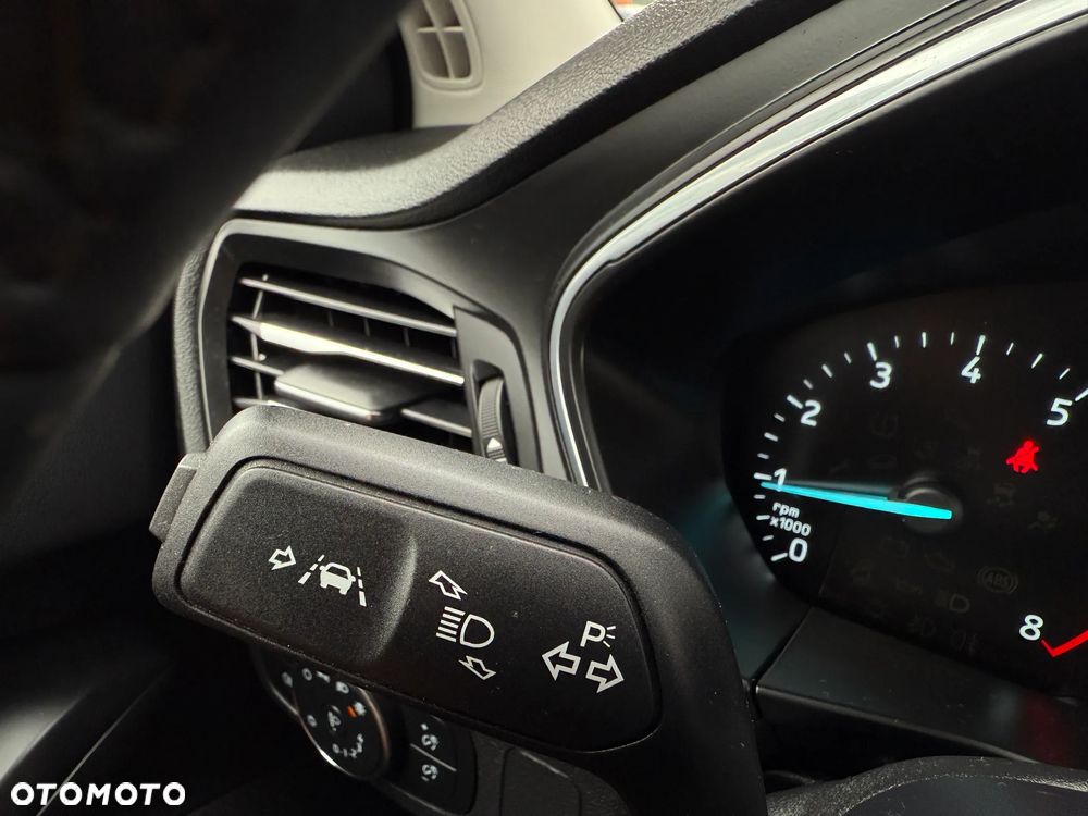 Ford Focus ver-1-0-ecoboost-mhev-titanium-style - 14