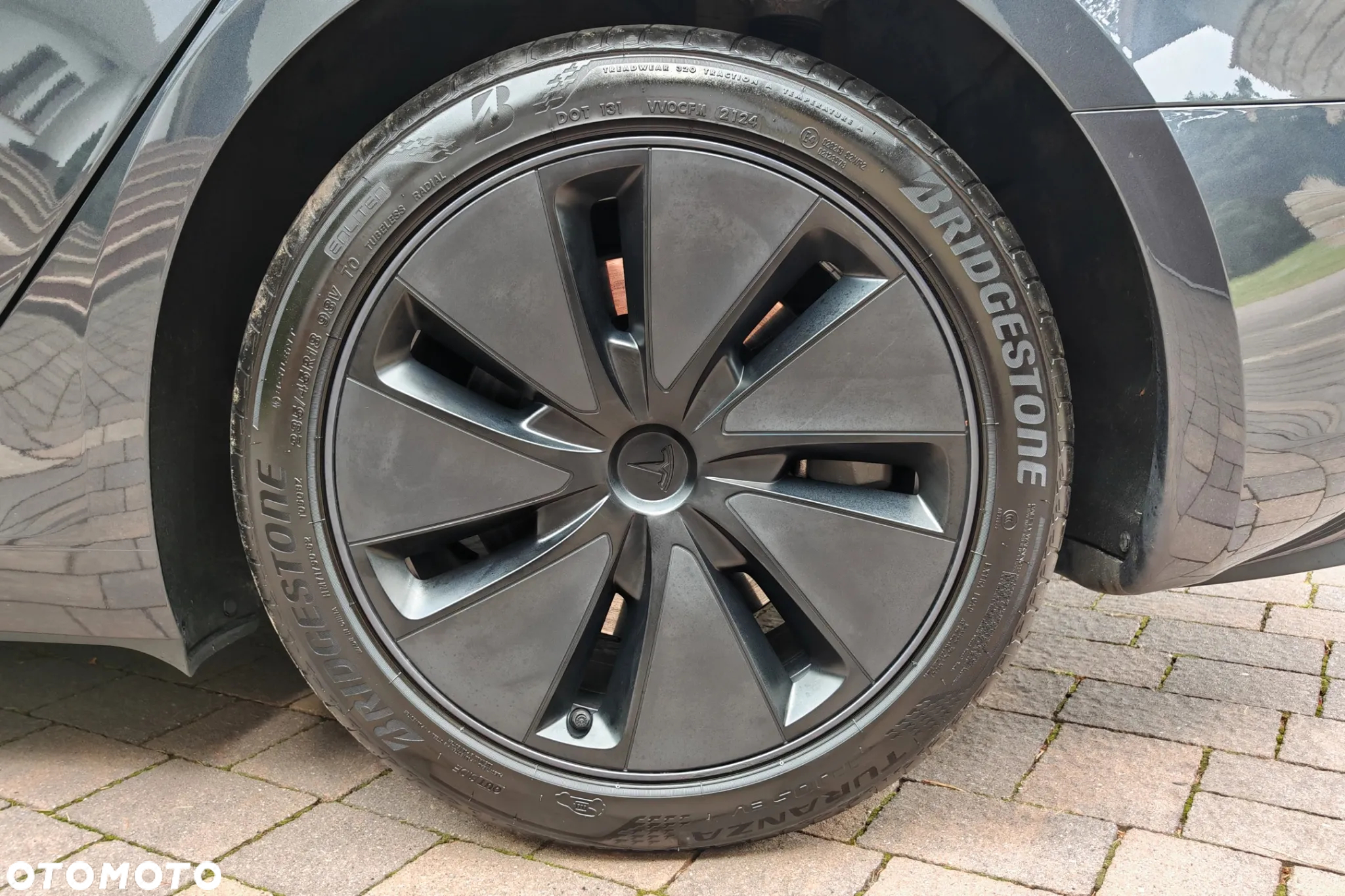 Tesla Model 3 Long Range AWD - 29
