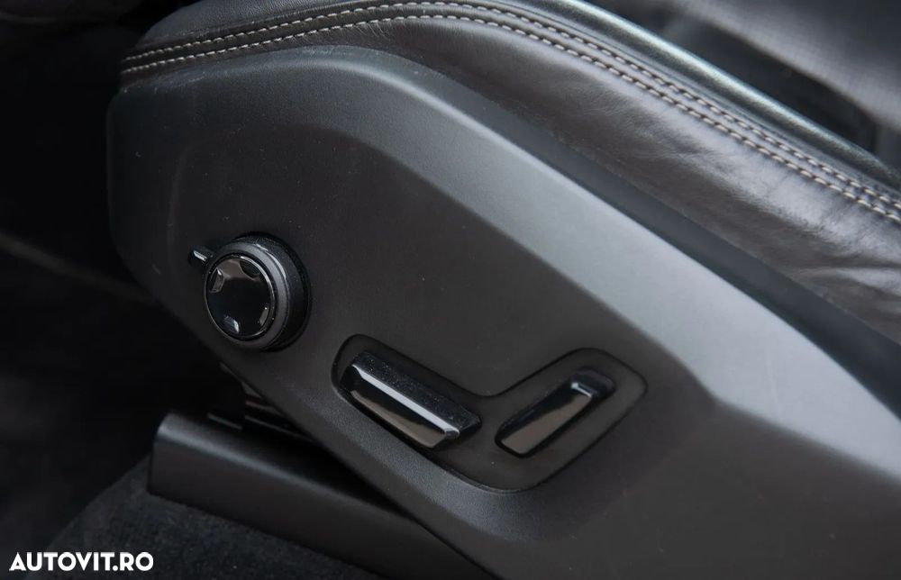 Volvo XC 90 T8 Twin Engine AWD R-Design - 24