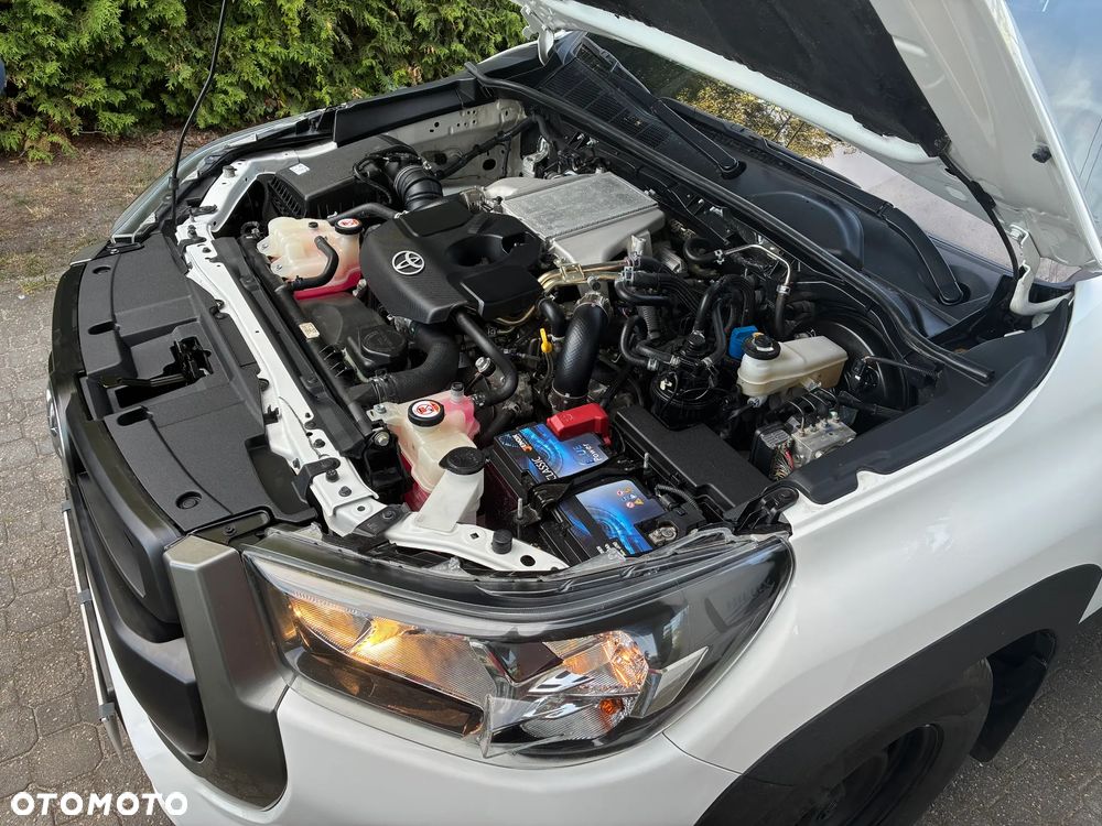 Toyota Hilux 2.4 D-4D Double Cab DLX 4x4 - 26