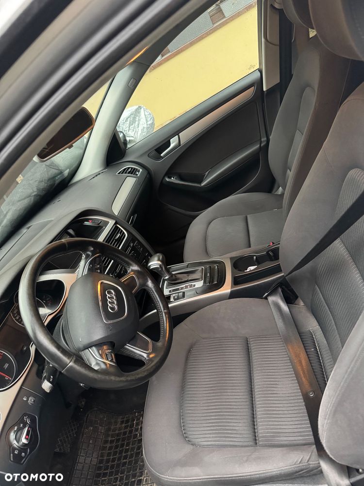Audi A4 Avant 2.0 TDI Multitronic - 9