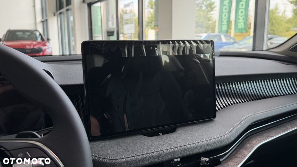 Skoda Superb 2.0 TSI L&K DSG - 27
