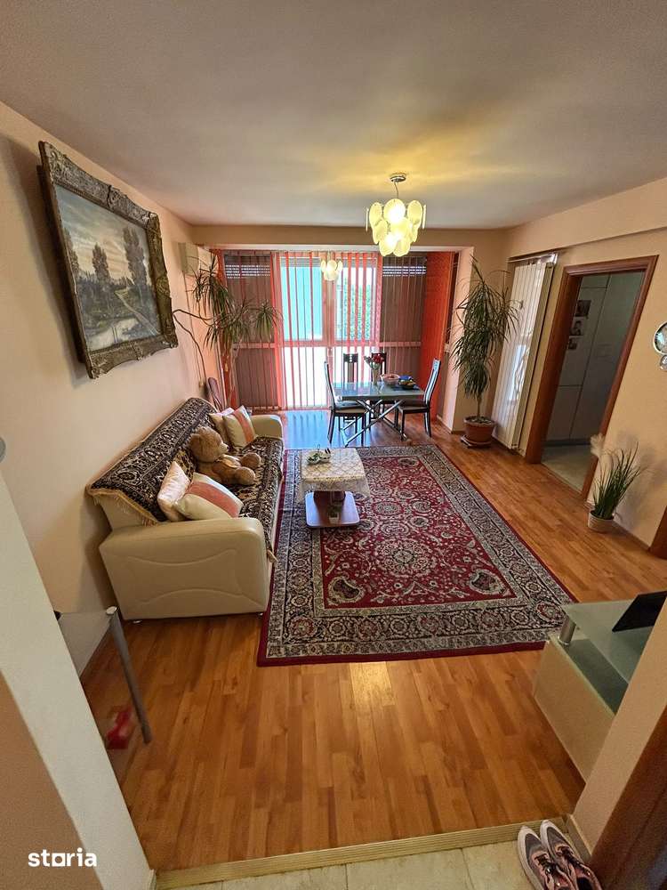 Apartament 3 camere de vânzare | 2 băi | Etaj 2 | Bloc 2010 | Nufărul - Imagine principală: 2/20