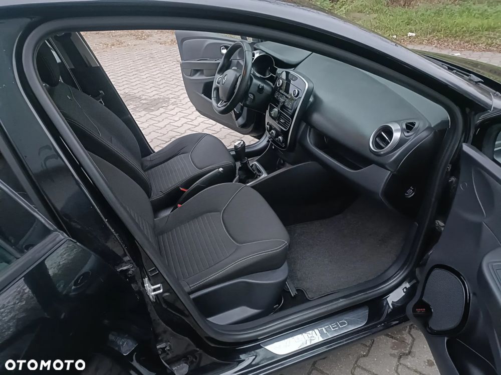 Renault Clio 1.2 16V 75 Collection - 15