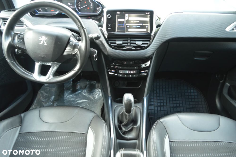 Peugeot 2008 1.6 VTi Allure - 15