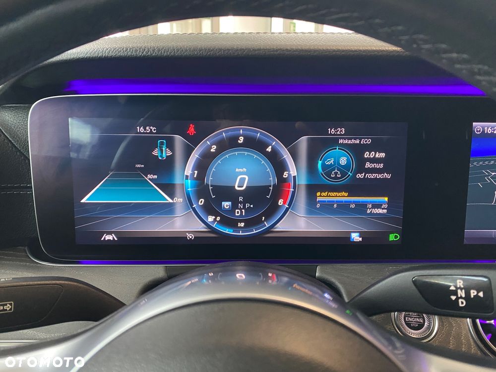 Mercedes-Benz CLS - 25