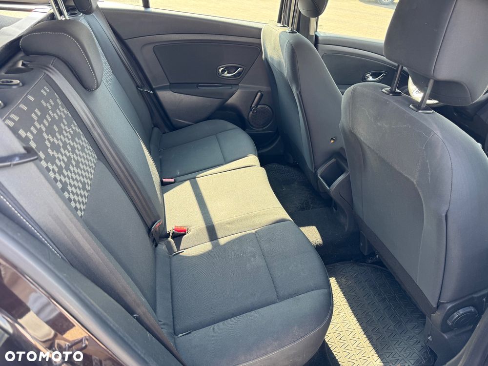 Renault Megane 1.6 16V 100 Expression - 9