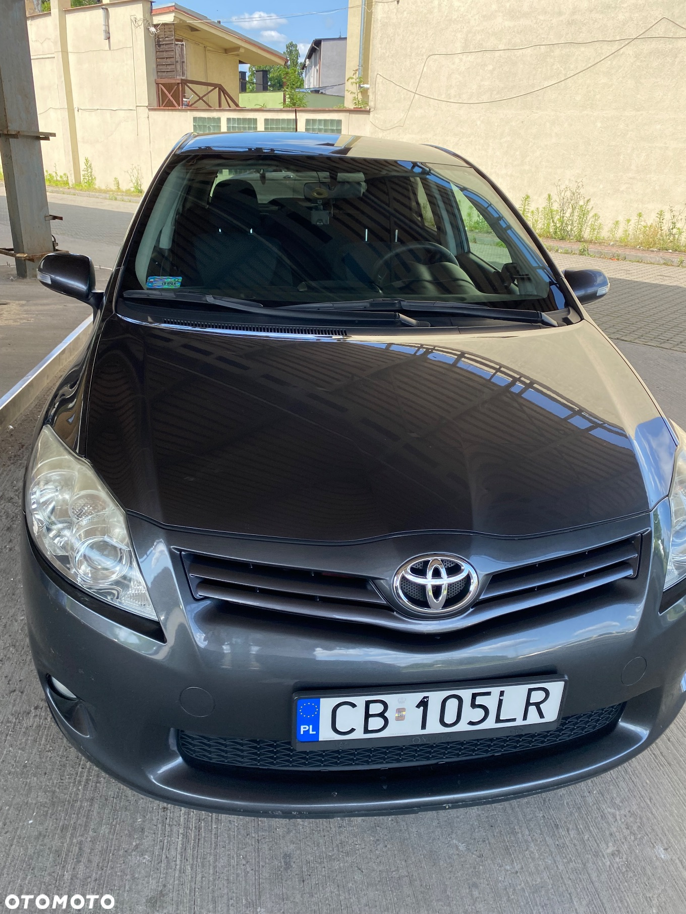Toyota Auris 2.0 D-4D Premium - 2