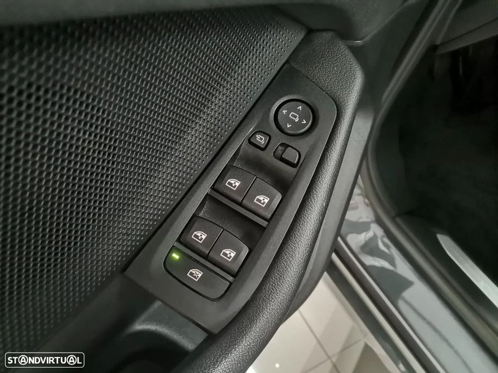 BMW 116 d Advantage - 24