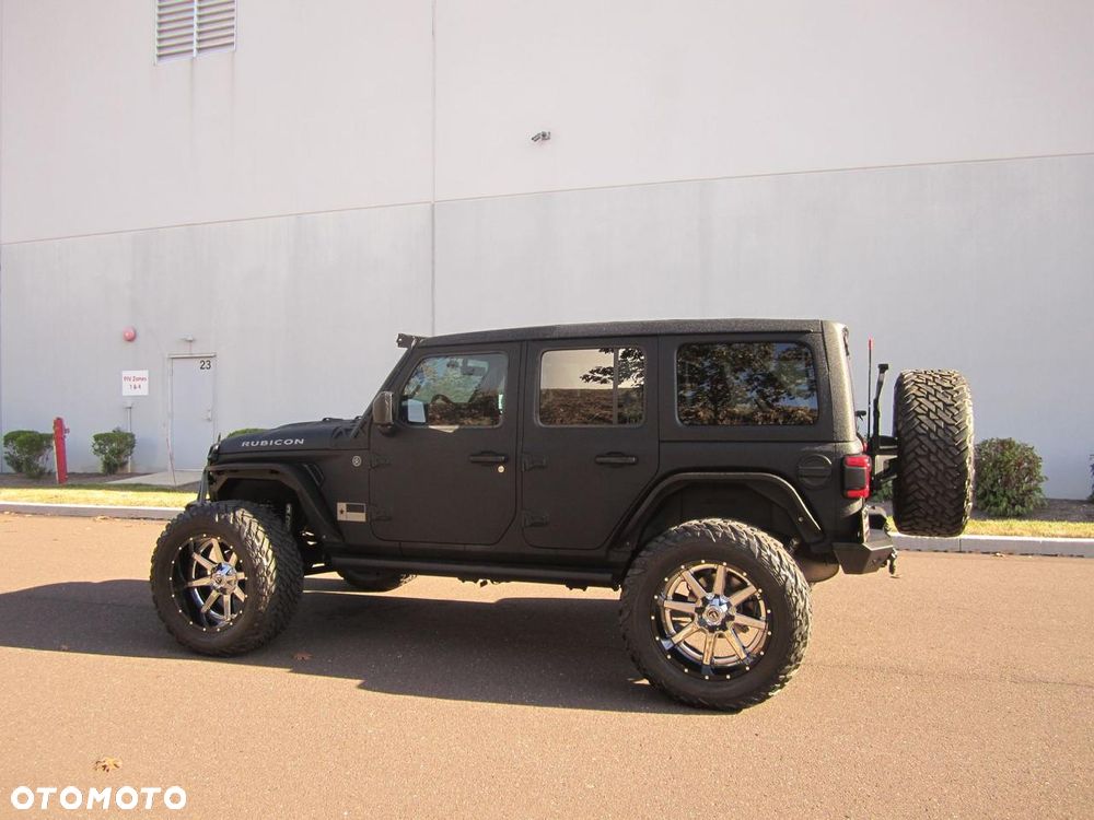 Jeep Wrangler - 6