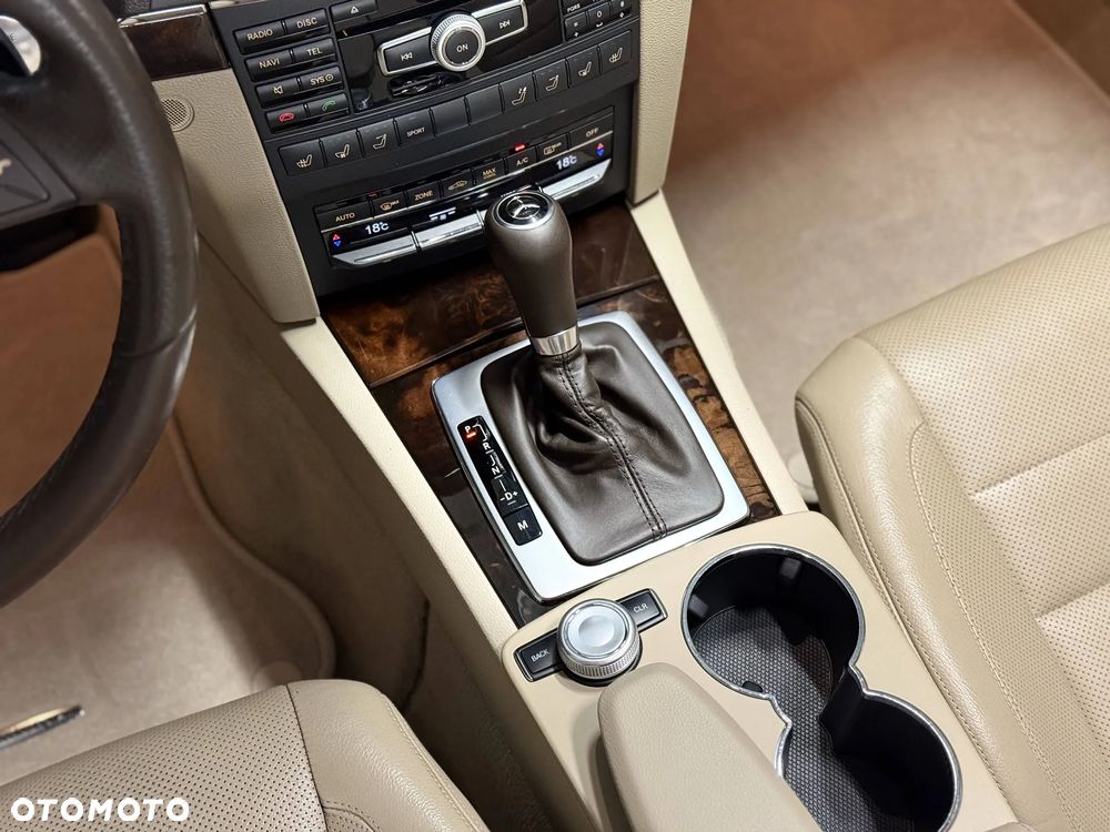 Mercedes-Benz Klasa E 500 BlueEFFICIENCY 7G-TRONIC Elegance - 19