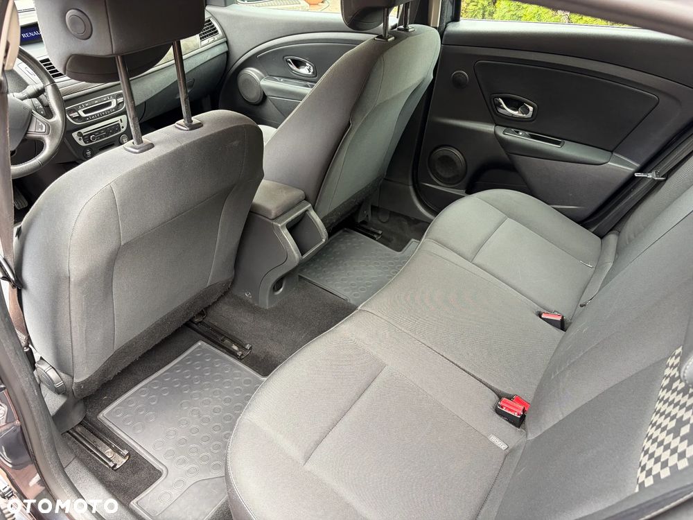 Renault Megane - 11