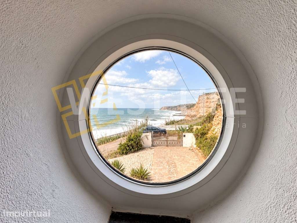 Moradia T5+1 em Primeira Linha de Mar com Vista Privilegiada sobre ... - Grande imagem: 3/32
