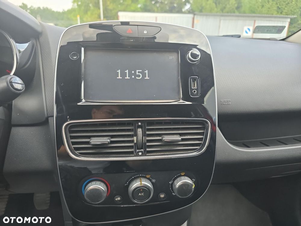 Renault Clio 0.9 TCe Life - 12