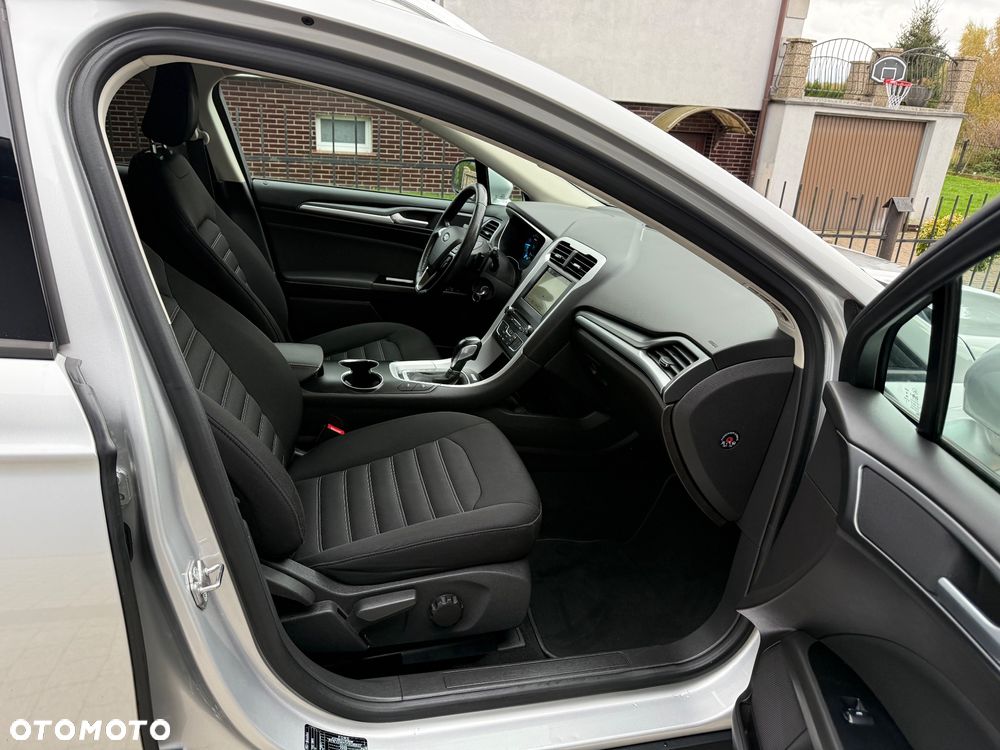 Ford Mondeo 2.0 TDCi Titanium PowerShift - 13