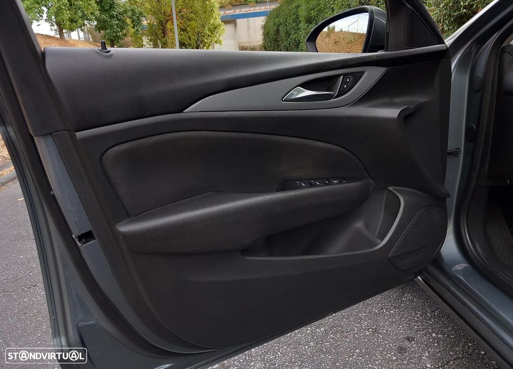 Opel Insignia Sports Tourer 1.6 CDTi Business Edition - 23