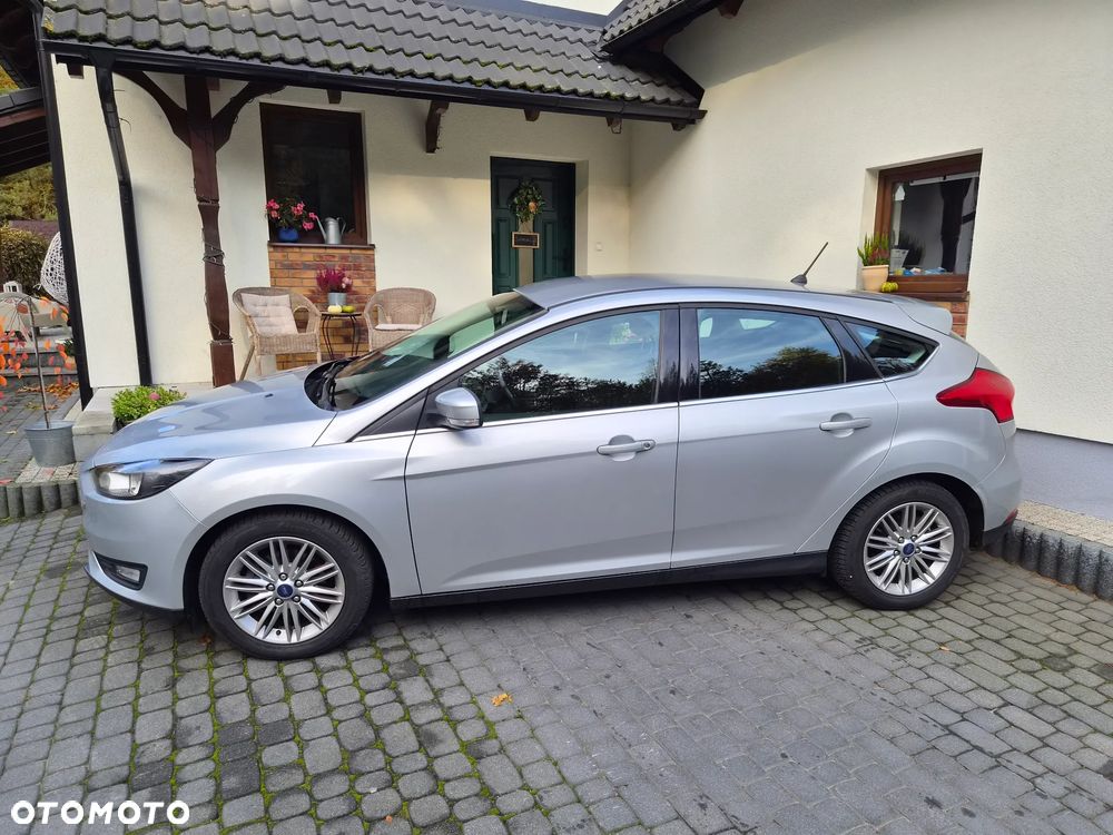 Ford Focus 1.0 EcoBoost Edition - 35
