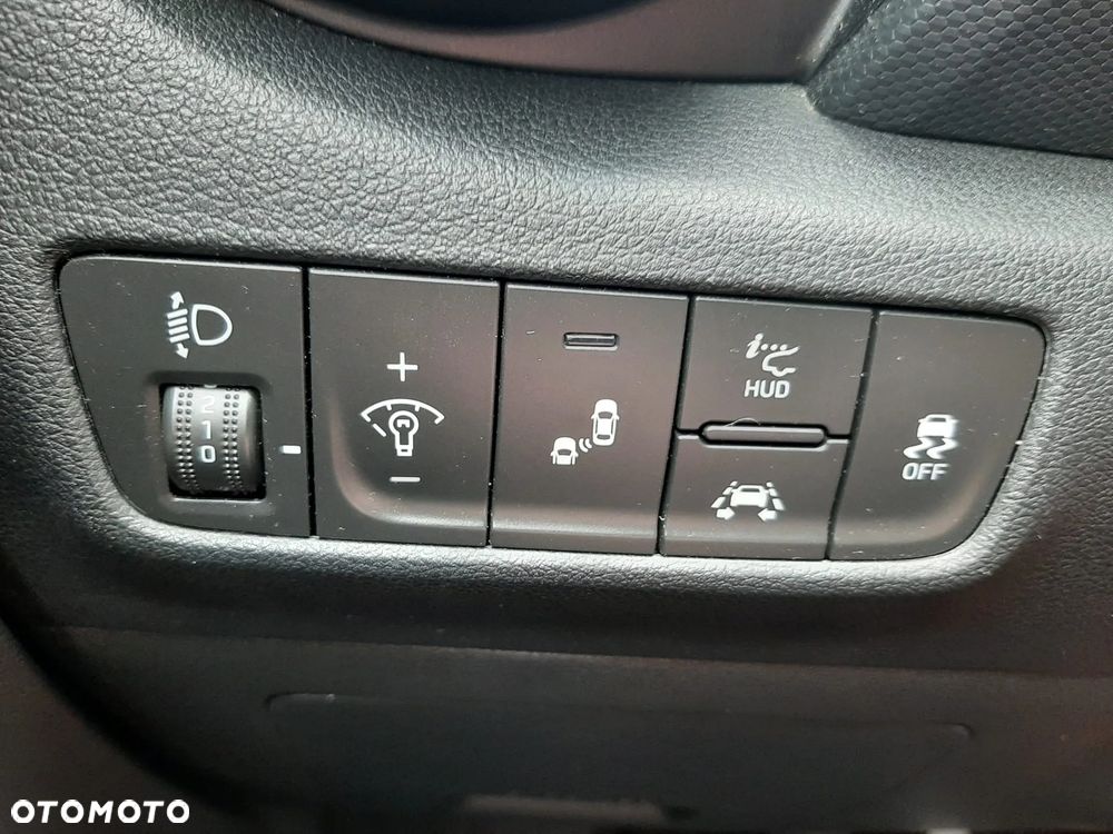 Hyundai Kona 1.6 CRDi Trend - 32