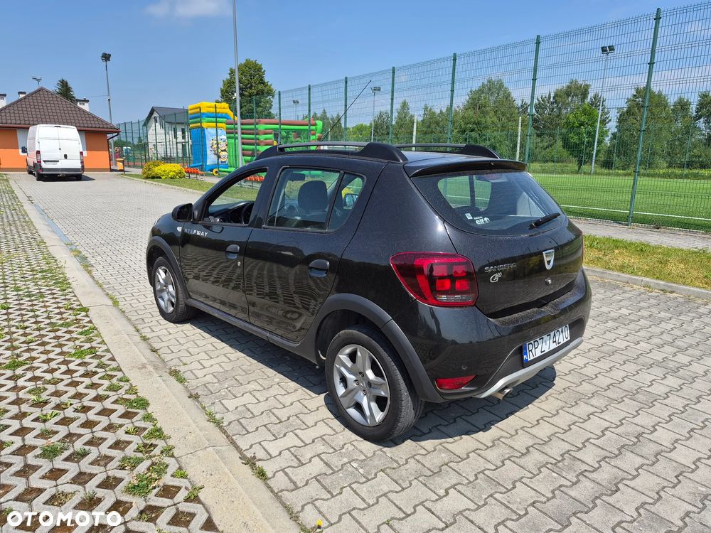 Dacia Sandero Stepway dCi 90 (S&S) Essential - 3