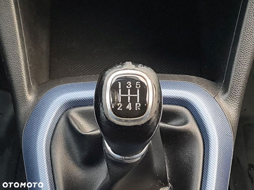 Hyundai i10 1.2 Premium - 21