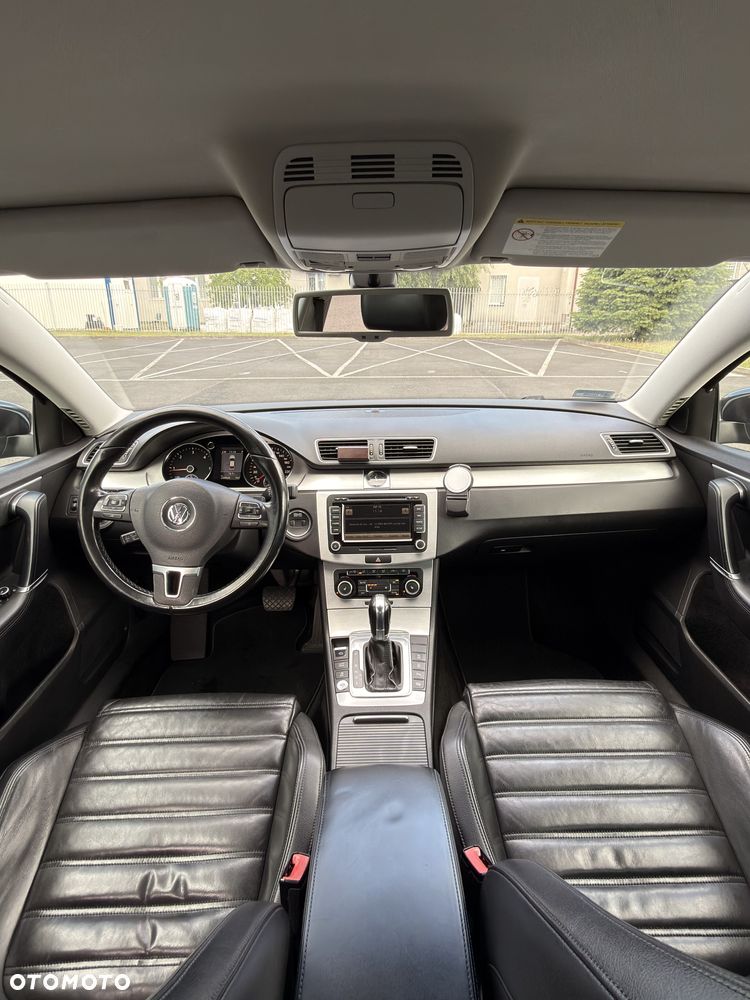 Volkswagen Passat 2.0 TDI DPF Highline DSG - 29