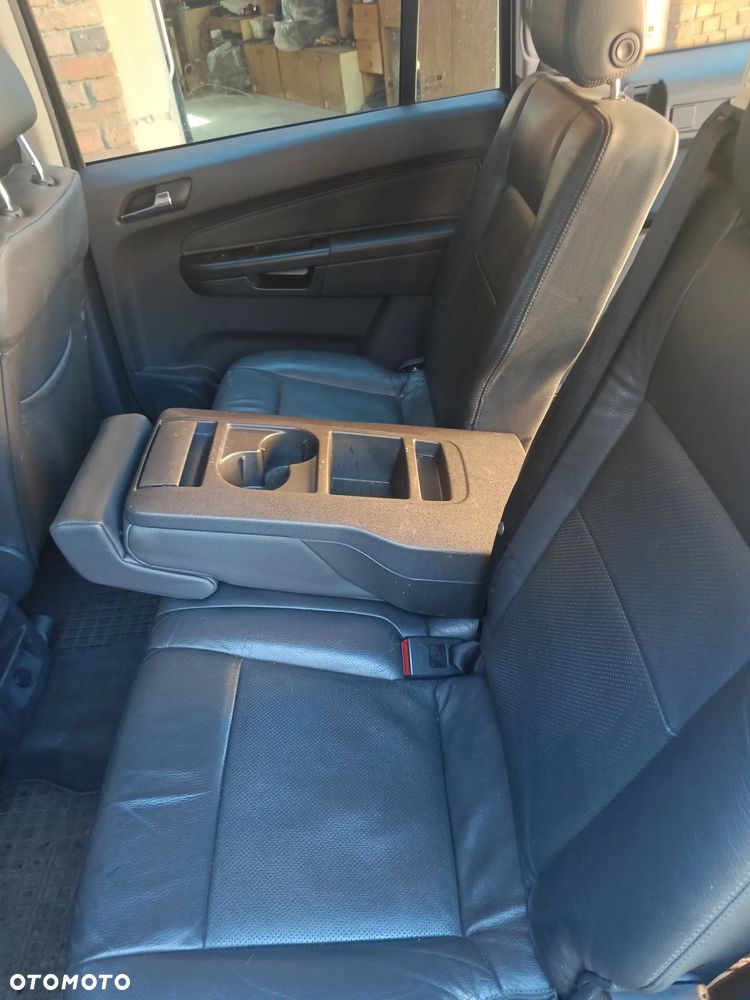 Opel Zafira 1.9 CDTI Sport - 20