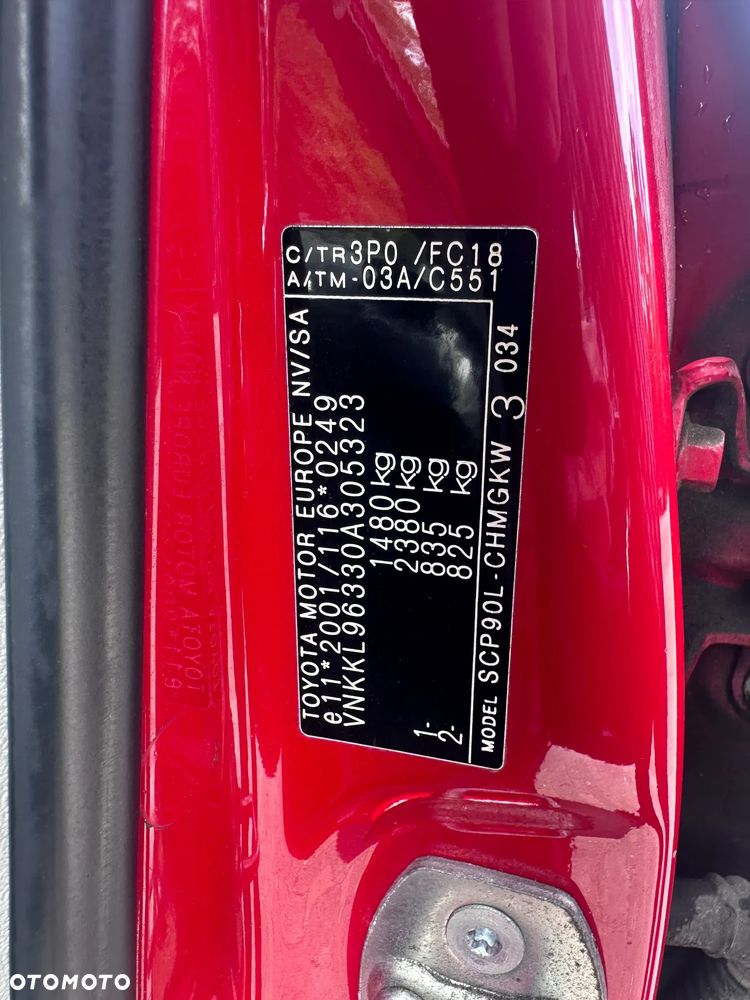 Toyota Yaris - 19