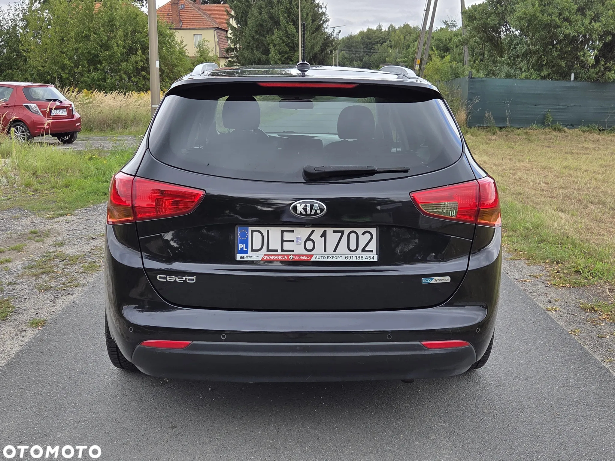 Kia Ceed - 8