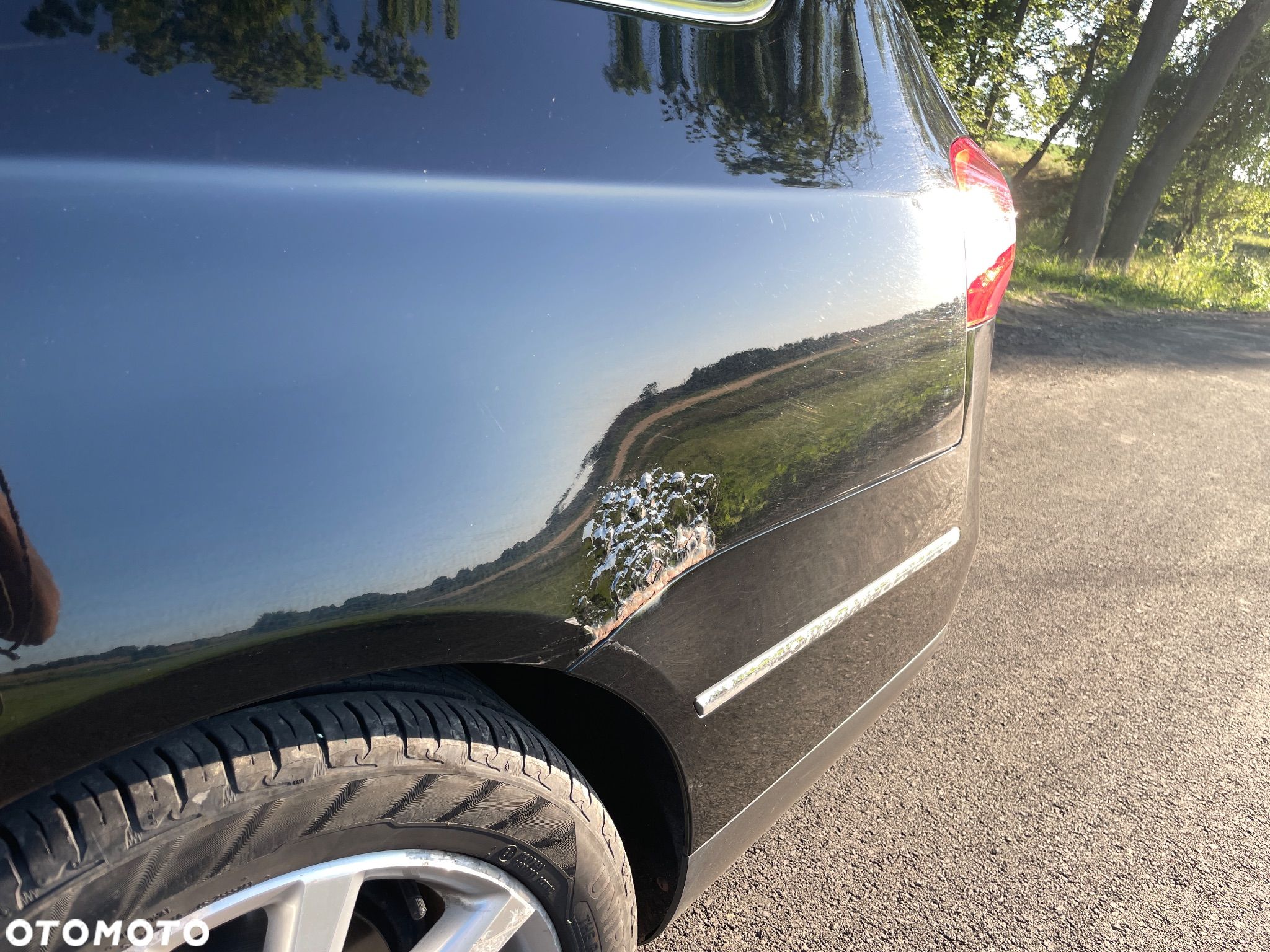 Volkswagen Passat 2.0 TDI Comfortline - 13