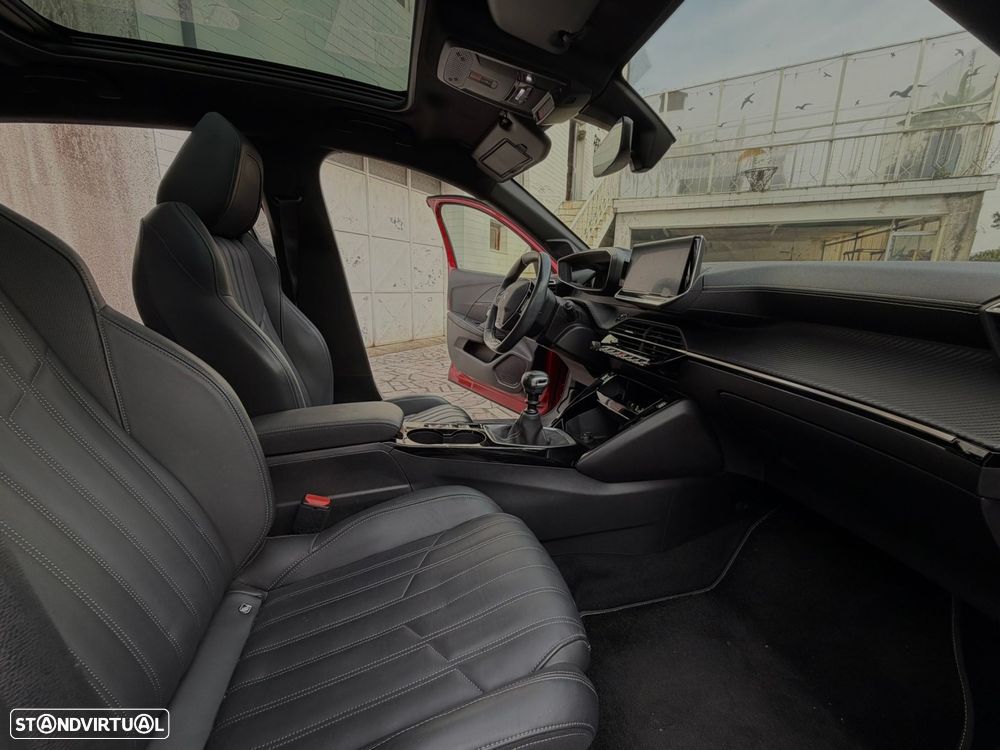 Peugeot 208 1.2 PureTech GT Line - 39