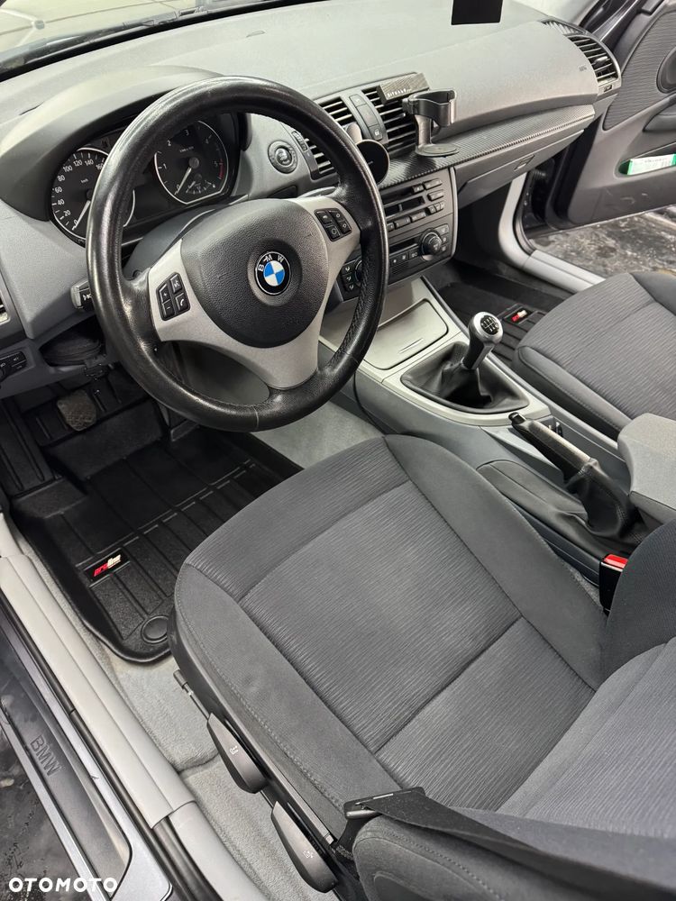 BMW Seria 1 118d - 7