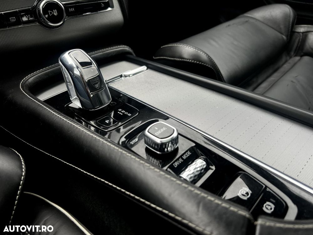 Volvo XC 90 - 15