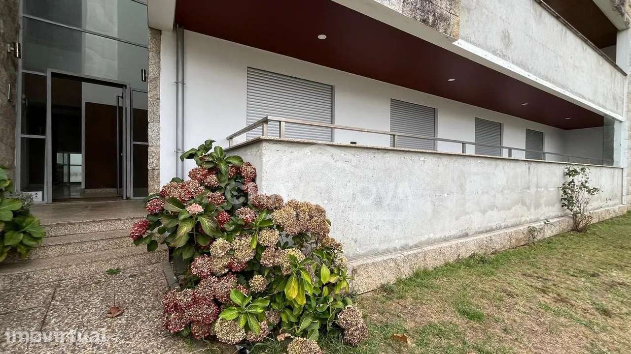 T4 Remodelado c/ Garagem Box em Oliveira do Douro - Grande imagem: 5/28